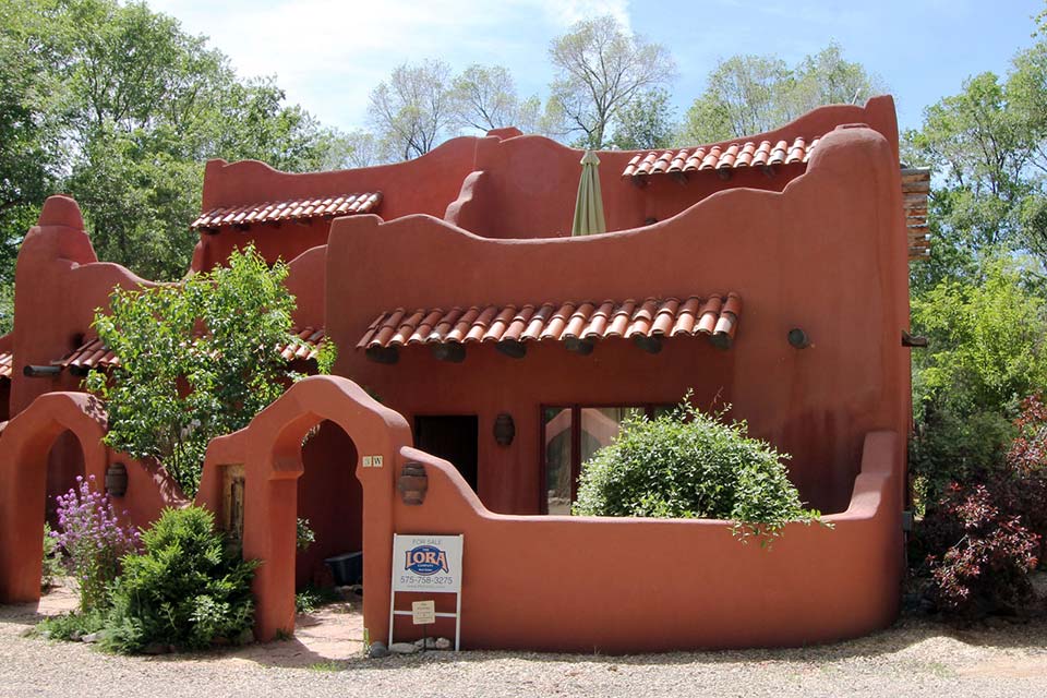 Condo in Town - 1 of 6